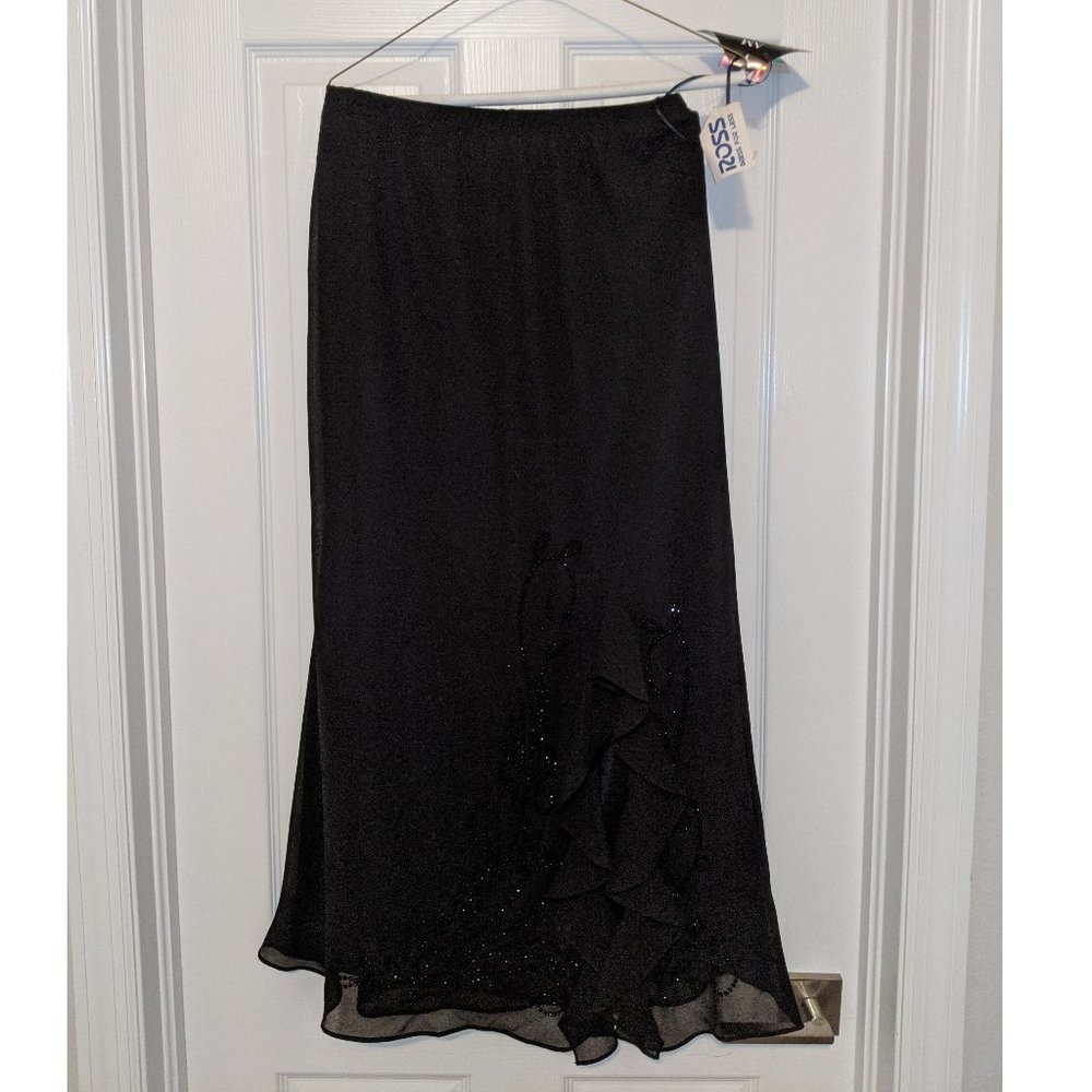R&M Richards Black Skirt